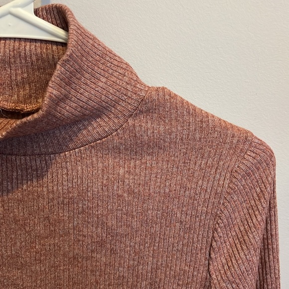 Madewell Turtleneck Pink Sweater M - Picture 5 of 5